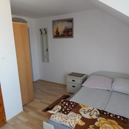 Habitación en casa particular Orkan